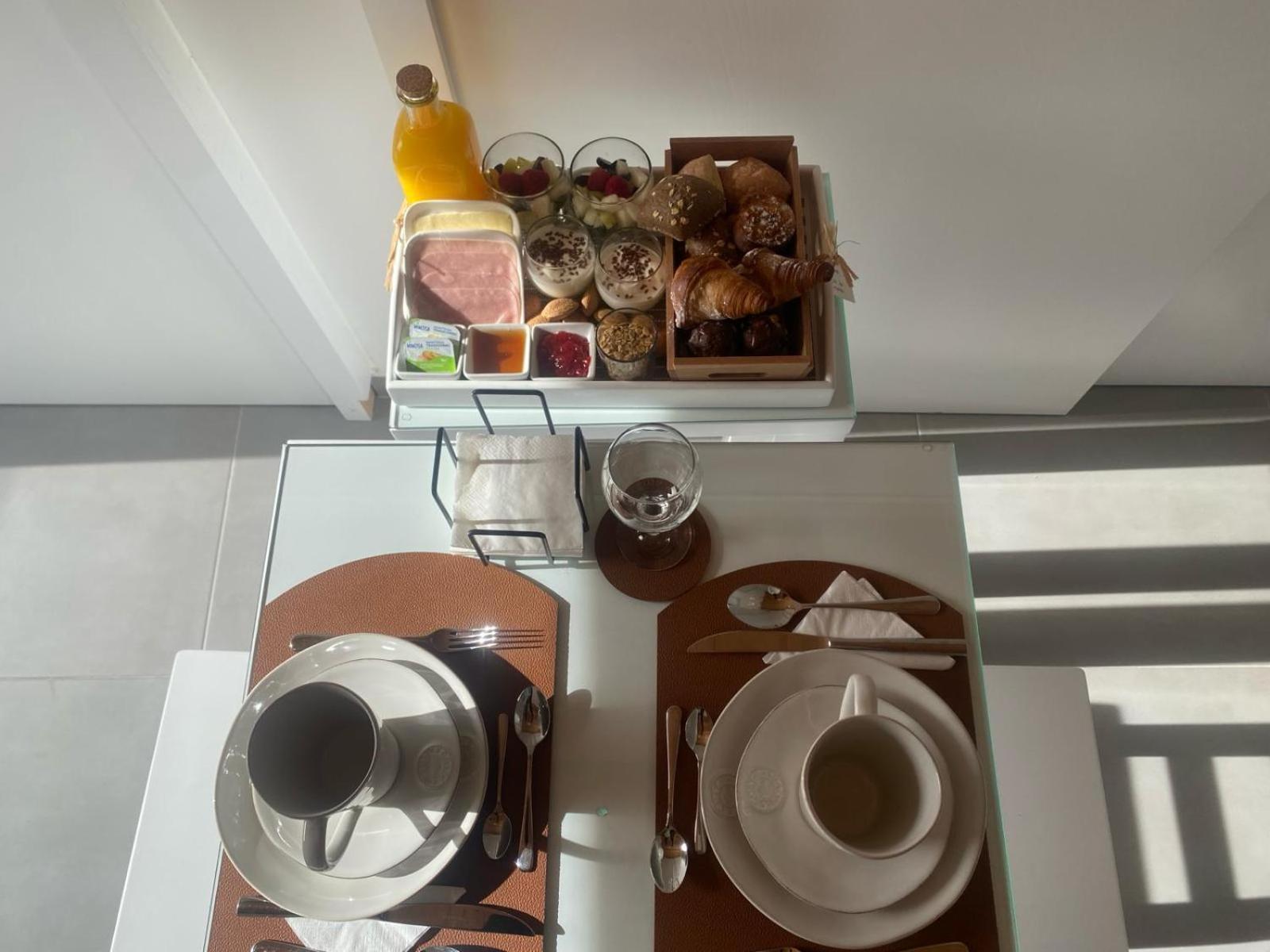 Azinheira Suites Townhouse - Alojamento Turistico (Adults Only) Elvas Ngoại thất bức ảnh
