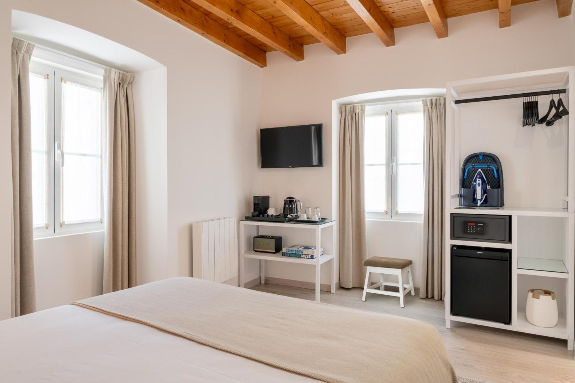 Azinheira Suites Townhouse - Alojamento Turistico (Adults Only) Elvas Ngoại thất bức ảnh