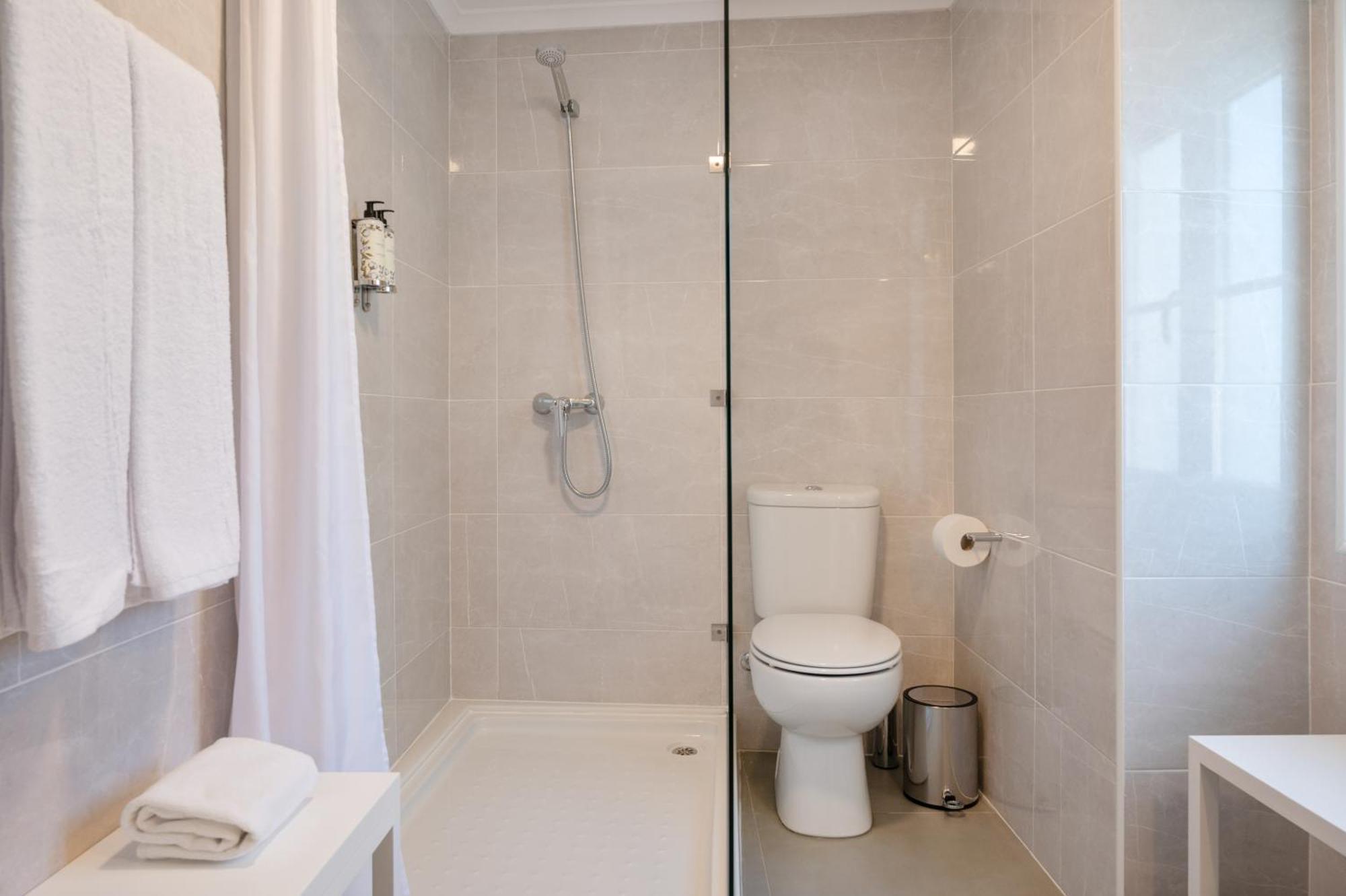 Azinheira Suites Townhouse - Alojamento Turistico (Adults Only) Elvas Ngoại thất bức ảnh